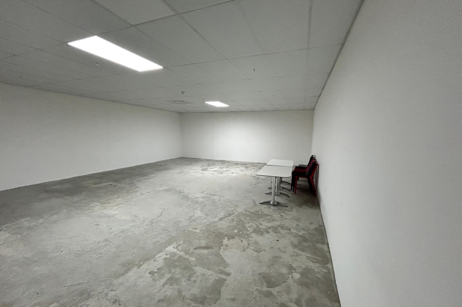 To Let commercial Property for Rent in Ottery Western Cape